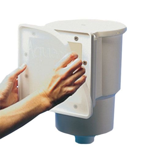 If I am using a skimmer winterizing plate, do I also need to install a gizzmo in the bottom of the skimmer?