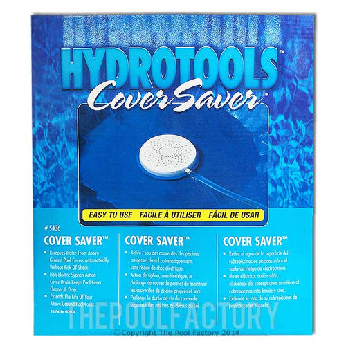 How does the cover saver remove water from the pool cover?